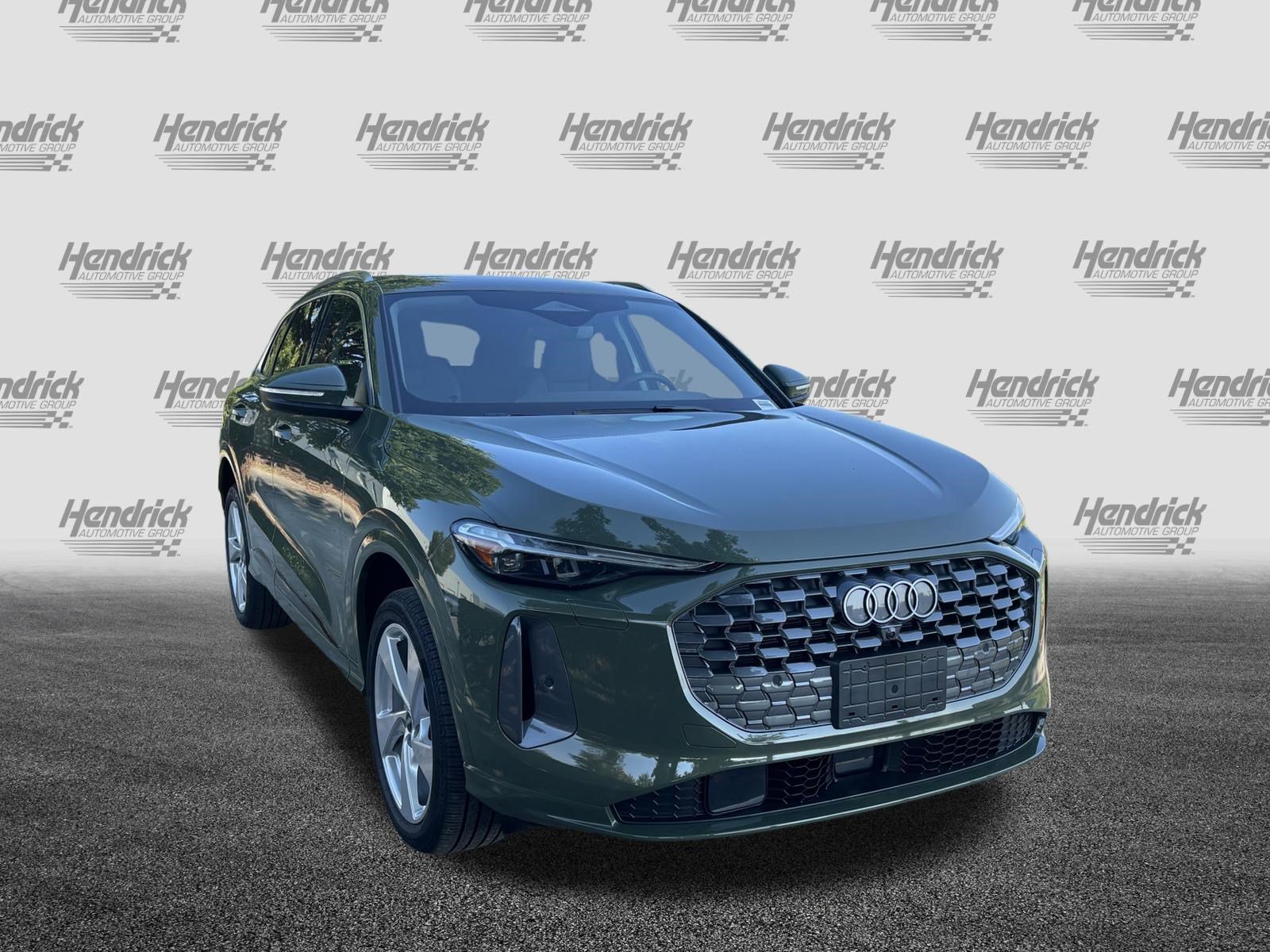 Certified 2025 Audi Q5 Premium w/ Premium Plus AWD/4WD image 2