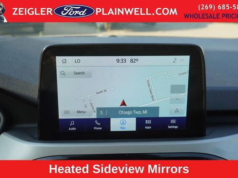 Used 2022 Ford Escape SE w/ Cold Weather Package image 19