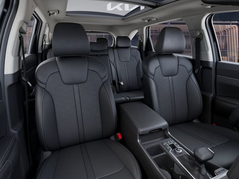 New 2026 Kia Sorento S w/ S Panoramic Sunroof Package image 16