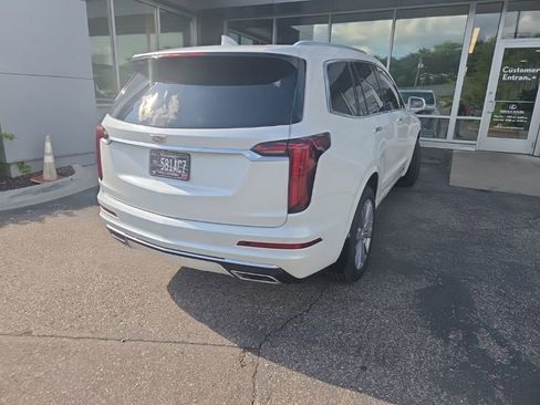 Used 2020 Cadillac XT6 Premium Luxury AWD/4WD image 19
