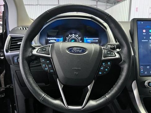 Used 2024 Ford Edge SEL AWD/4WD image 19