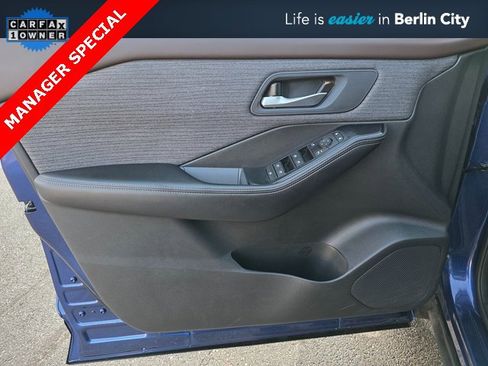 Used 2023 Nissan Rogue SV image 23