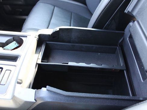 Used 2019 Ford F150 Raptor w/ Equipment Group 802A Luxury image 43