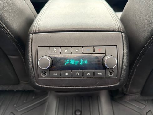 Used 2016 Buick Enclave Premium w/ Experience Buick Package AWD/4WD image 23