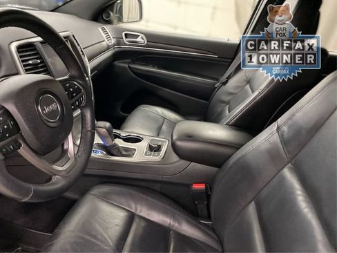 Used 2018 Jeep Grand Cherokee Limited AWD/4WD image 10
