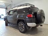Used 2007 Toyota FJ Cruiser 4WD image 2