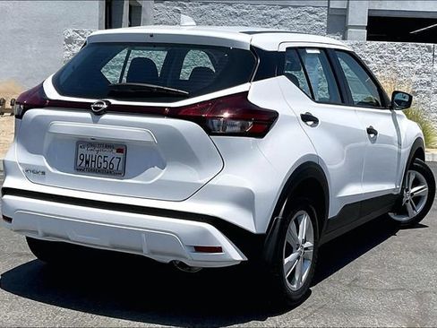 Used 2025 Nissan Kicks Play S FWD image 13