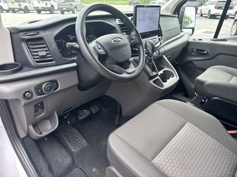 Used 2024 Ford Transit 350 XLT RWD image 17
