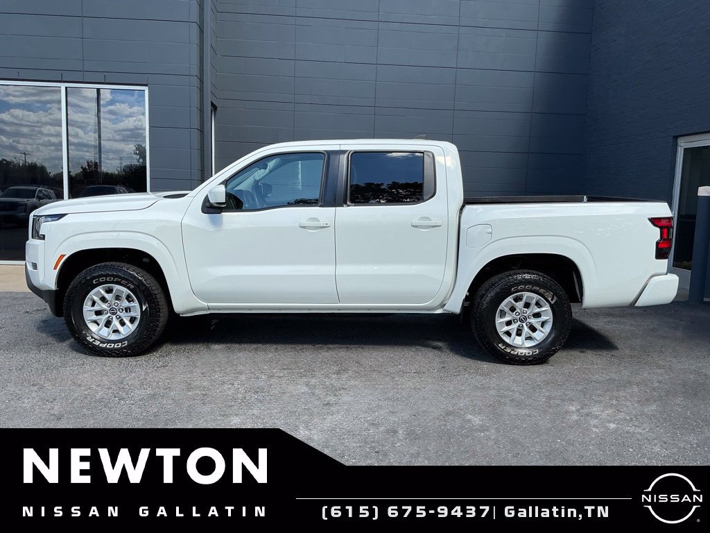 Used 2024 Nissan Frontier SV w/ Technology Package AWD/4WD image 3