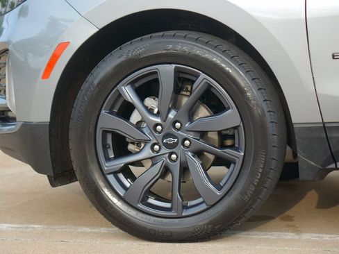 Used 2024 Chevrolet Equinox RS FWD image 26