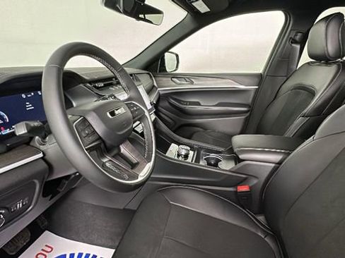 New 2026 Jeep Grand Cherokee Laredo image 20