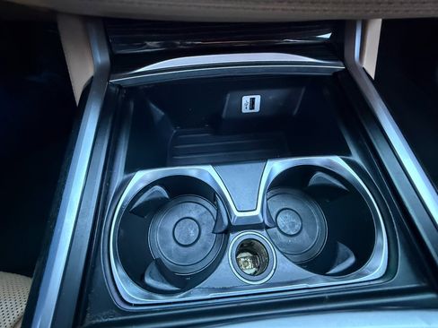 Used 2016 BMW 750i xDrive image 22