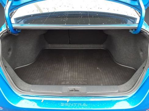 Used 2024 Nissan Sentra SR FWD image 14