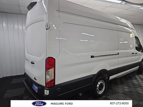 Used 2025 Ford Transit 250 148 High Roof Extended w/ Load Area Protection Package RWD image 12