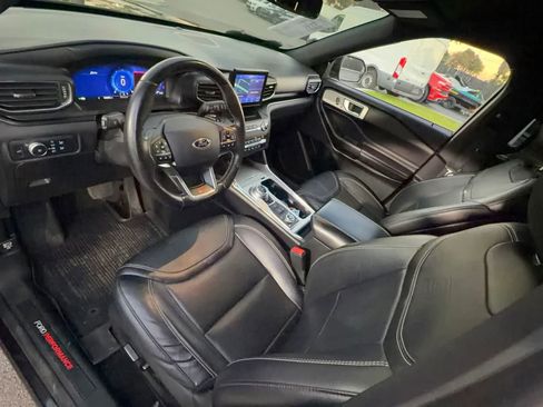 Used 2020 Ford Explorer ST w/ ST Street Pack image 43