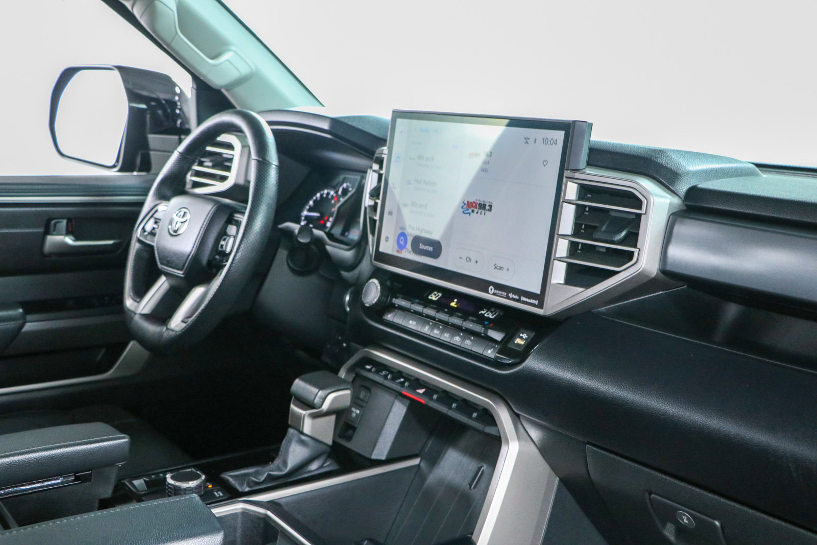 Used 2023 Toyota Tundra SR5 w/ Advanced Technology Package AWD/4WD image 27