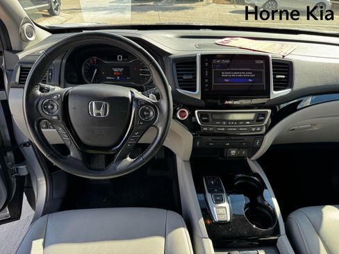 Used 2017 Honda Pilot Touring image 15