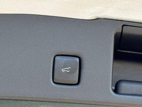 Certified 2024 Ford Escape ST-Line w/ Tech Pack #1 AWD/4WD image 28