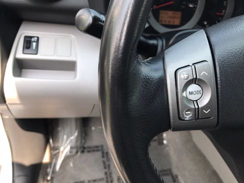 Used 2006 Toyota RAV4 Limited AWD/4WD image 16