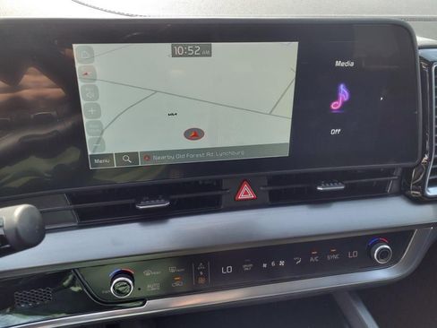 New 2025 Kia Sportage EX image 23