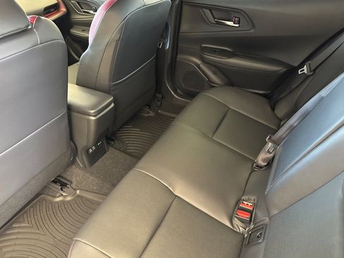 New 2026 Toyota Prius Plug-In Hybrid FWD image 11