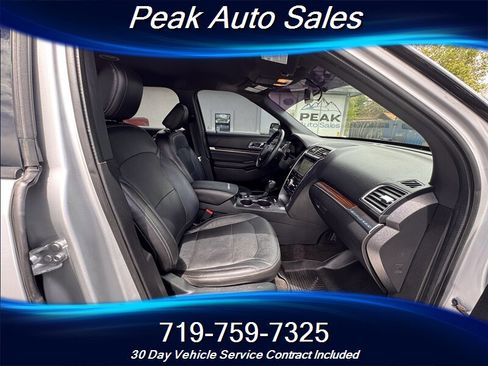 Used 2018 Ford Explorer Limited AWD/4WD image 32