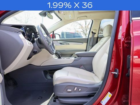 Used 2021 Cadillac XT5 Premium Luxury w/ LPO, Floor Liner Package AWD/4WD image 32