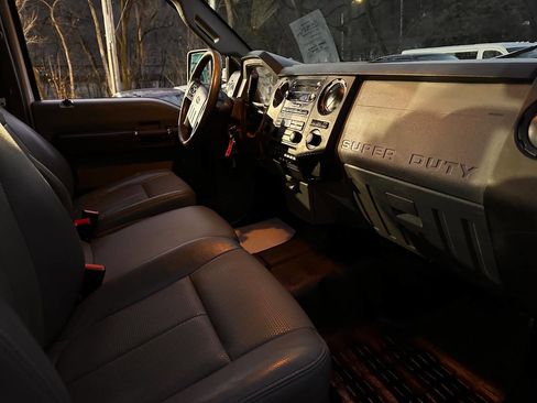 Used 2016 Ford F250 XL w/ XL Appearance Package image 8