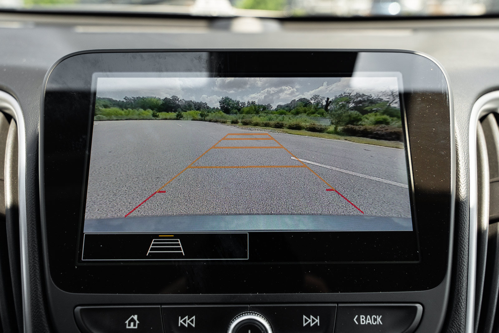 Used 2024 Chevrolet Malibu LS w/ Driver Confidence Package FWD image 30