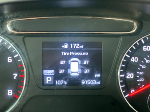 Used 2020 Kia Sorento FWD V6 image 26
