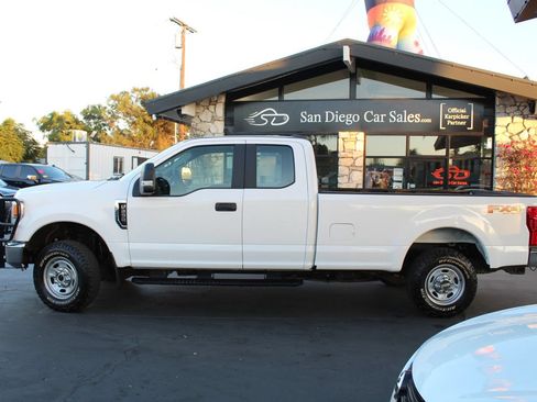 Used 2020 Ford F250 XL w/ Power Equipment Group AWD/4WD image 2