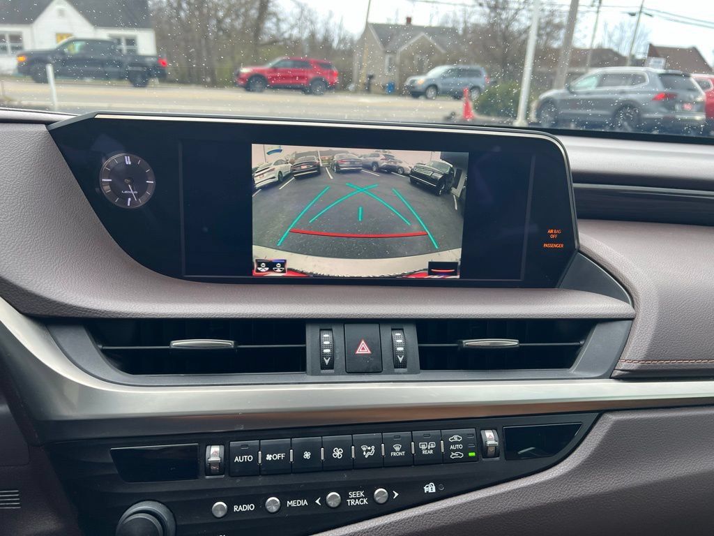 Used 2019 Lexus ES 350 w/ Premium Package FWD image 34