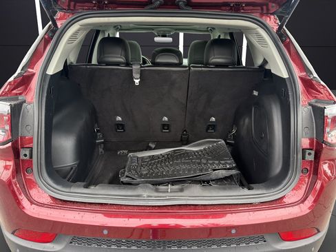 Used 2021 Jeep Compass Trailhawk w/ Sun and Sound Group AWD/4WD image 21