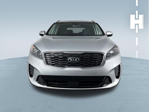 Used 2020 Kia Sorento LX w/ LX I4 Convenience Package image 2