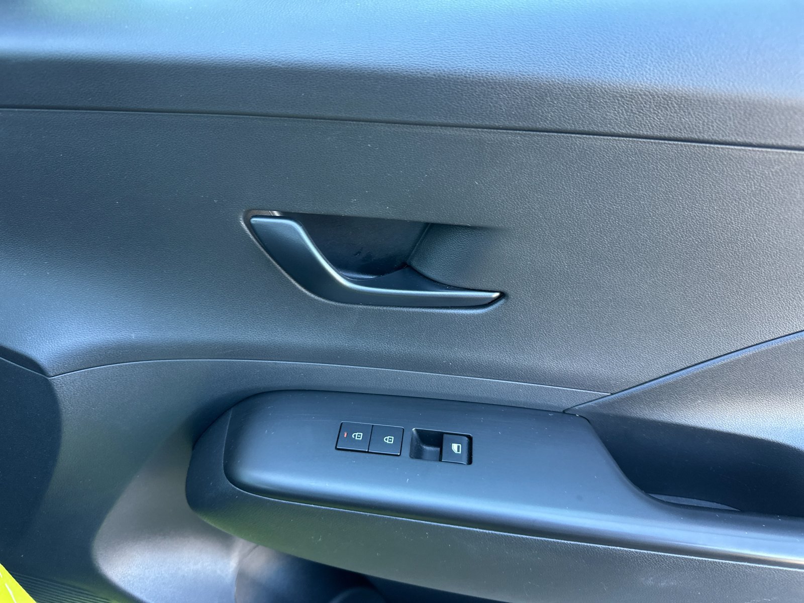 Used 2025 Hyundai Kona SEL FWD image 19