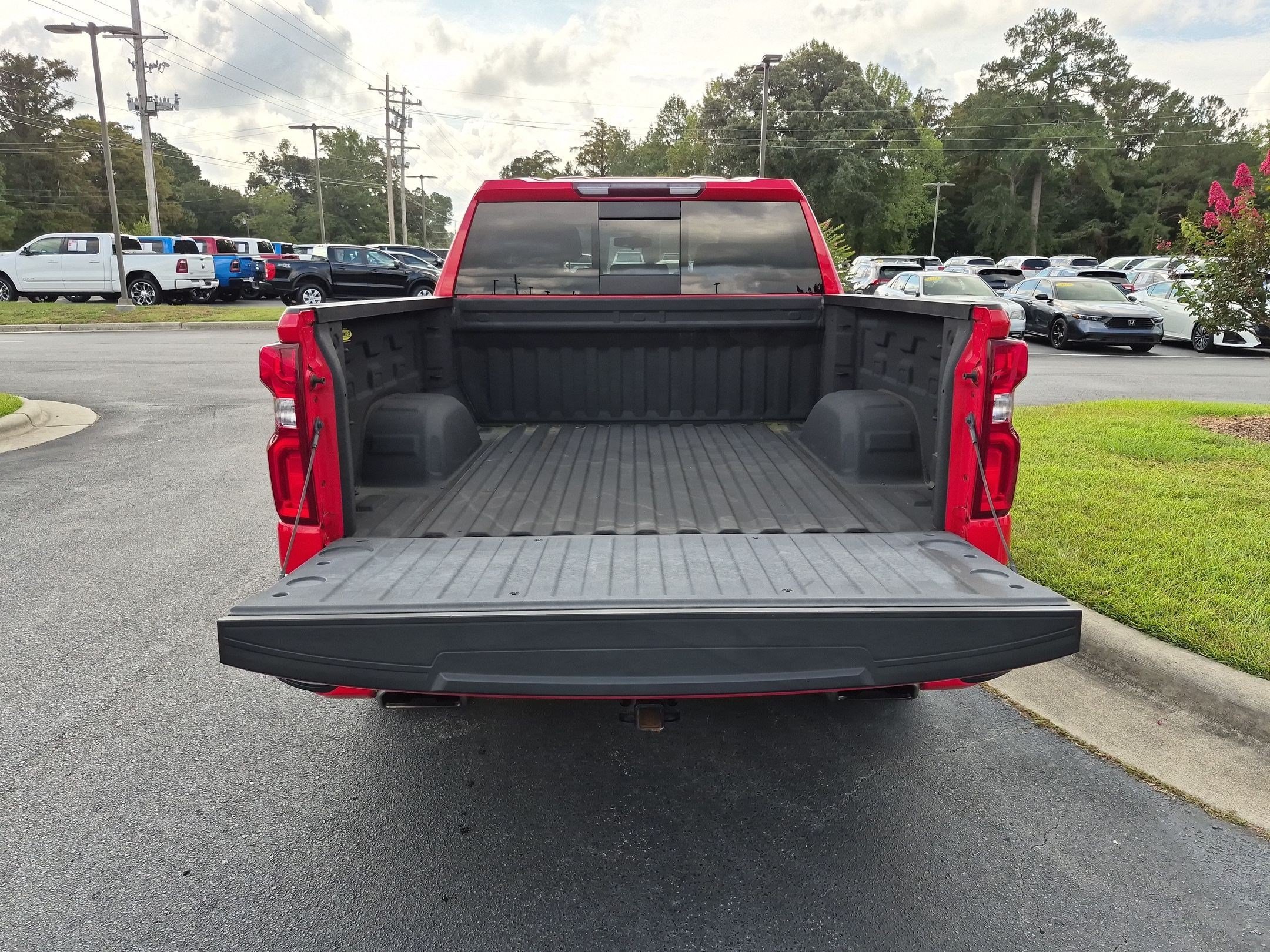 Used 2019 Chevrolet Silverado 1500 RST w/ All-Star Edition AWD/4WD image 19