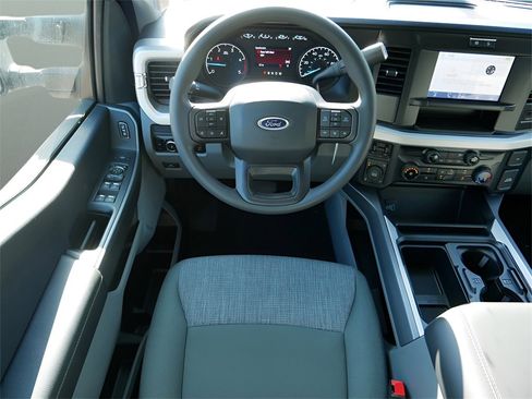 Used 2025 Ford F250 XLT w/ FX4 Off-Road Package image 17