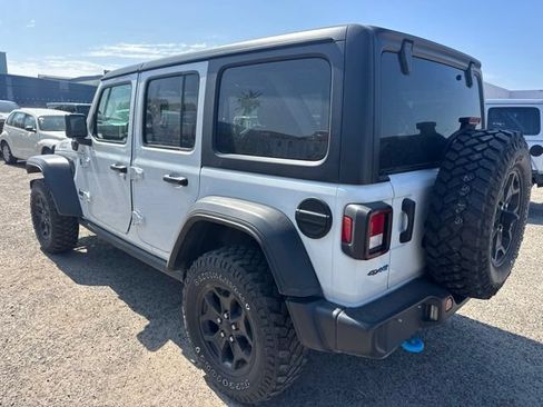 Used 2023 Jeep Wrangler Unlimited w/ Cold Weather Group AWD/4WD image 7
