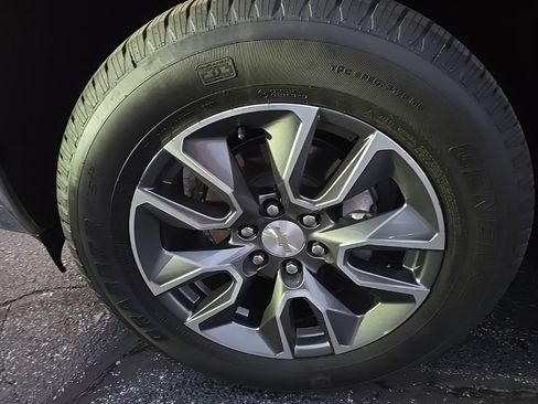 Used 2023 Chevrolet Silverado 1500 LT image 30