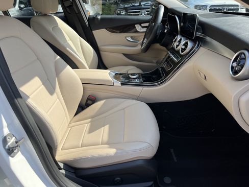 Used 2019 Mercedes-Benz C 300 Sedan image 51