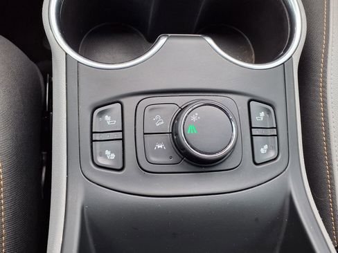 Used 2021 GMC Terrain SLT FWD image 13