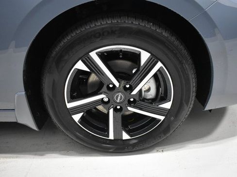 New 2025 Nissan Sentra SV image 10