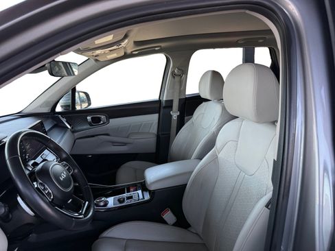 Used 2023 Kia Sorento SX Prestige AWD/4WD image 10