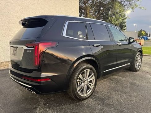 Used 2024 Cadillac XT6 Premium Luxury w/ Technology Package AWD/4WD image 5