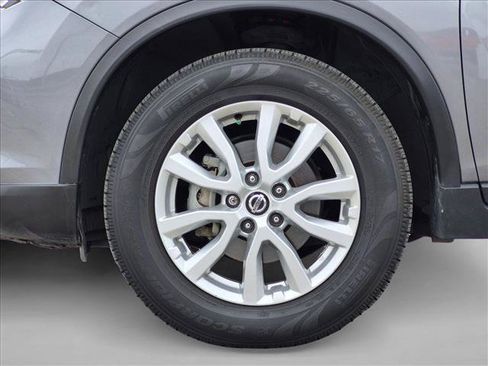 Used 2020 Nissan Rogue S w/ Special Edition Package FWD image 24