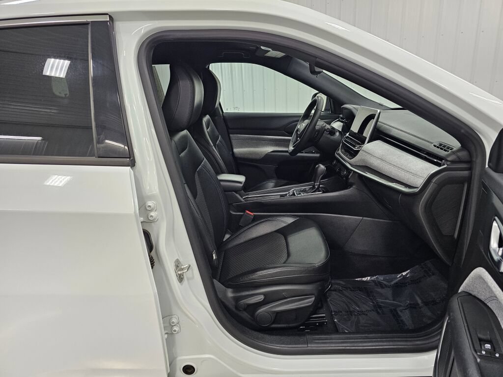 Used 2024 Jeep Compass Latitude AWD/4WD image 18