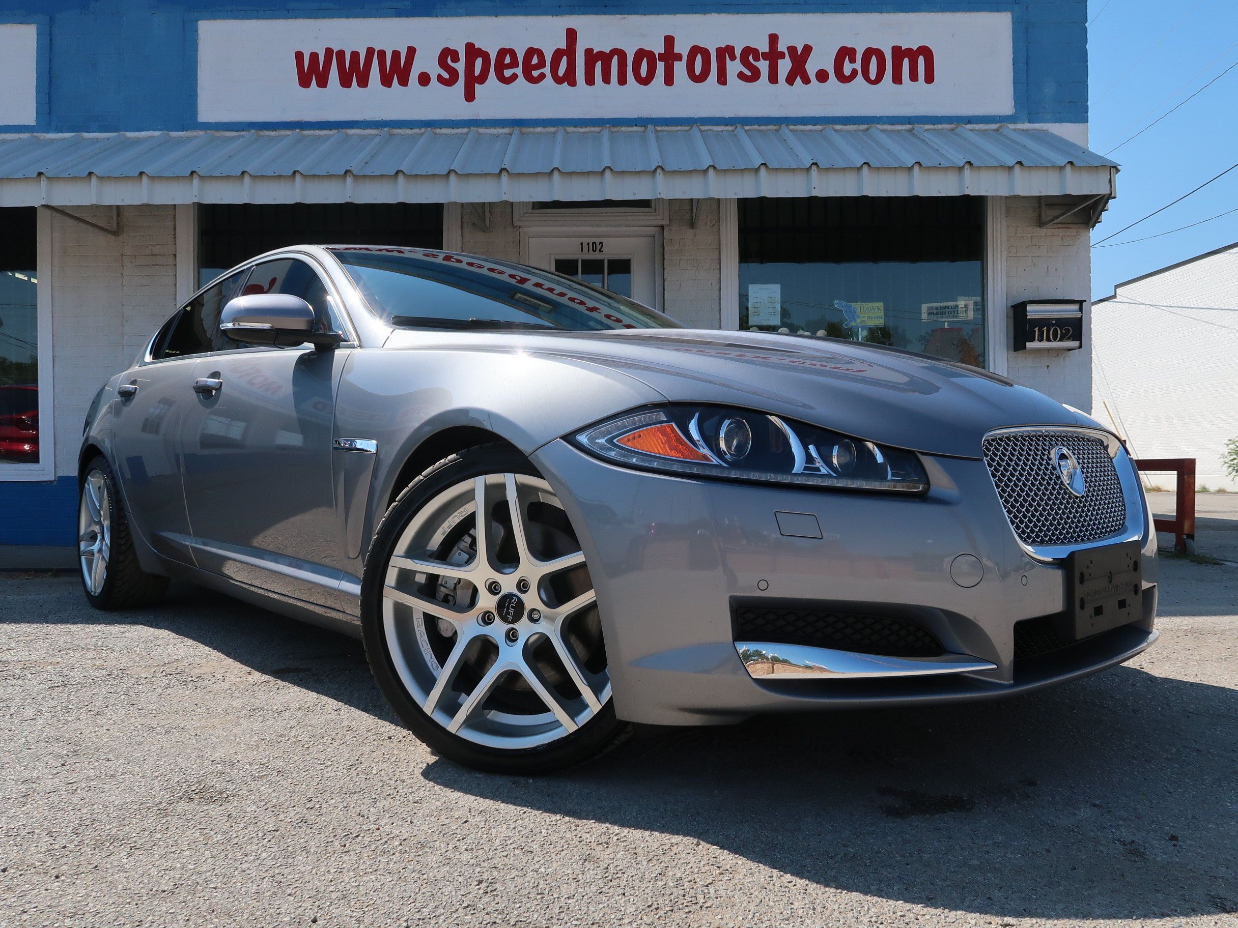 Used 2012 Jaguar XF Portfolio RWD image 2
