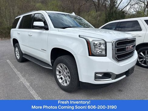 Used 2016 GMC Yukon SLE w/ Convenience Package image 3