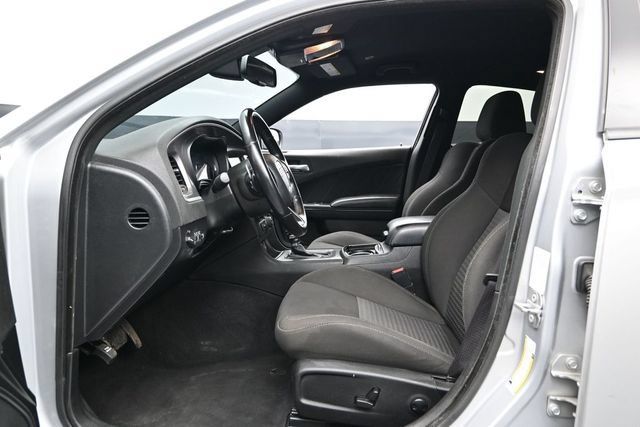 Certified 2022 Dodge Charger R/T w/ Blacktop Package RWD image 19