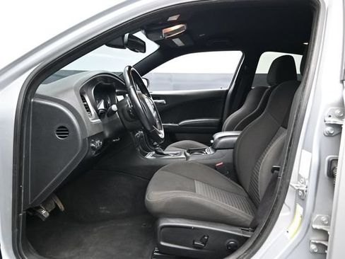 Certified 2022 Dodge Charger R/T w/ Blacktop Package RWD image 19